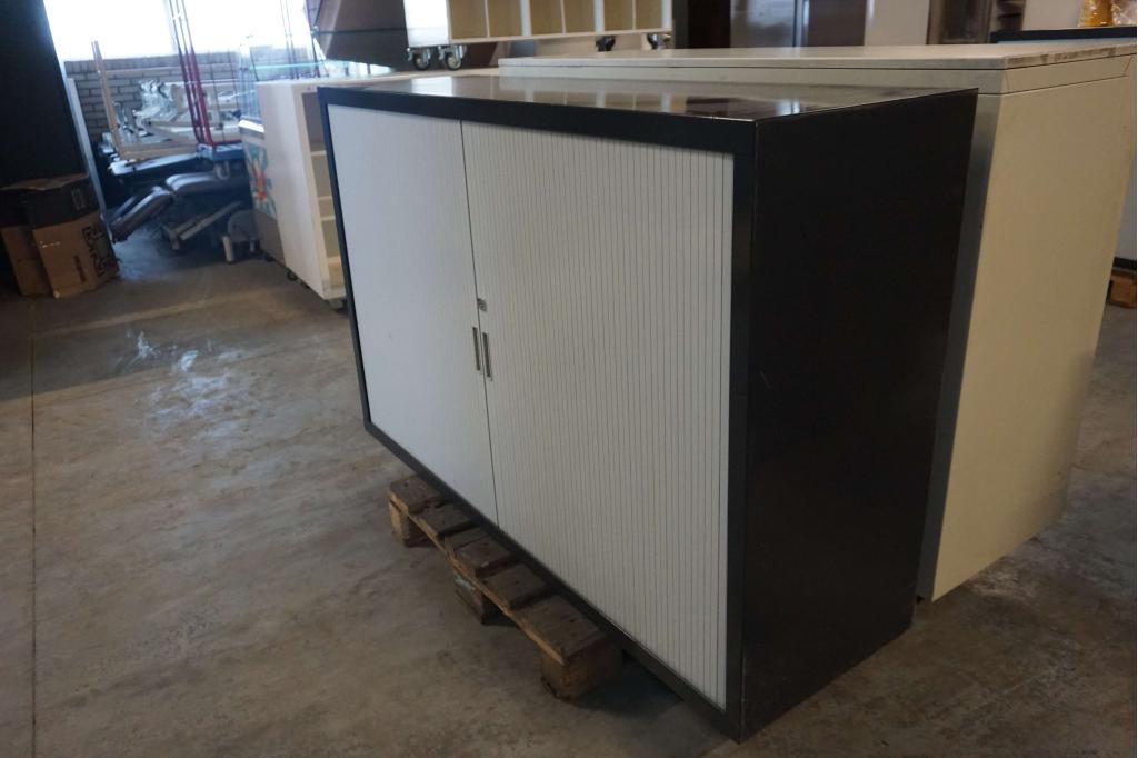 Brede archiefkast roldeurkast garagekast kantoorkast, Gebruikt, 150 tot 200 cm, Niet ingevuld, Meerdere deuren
