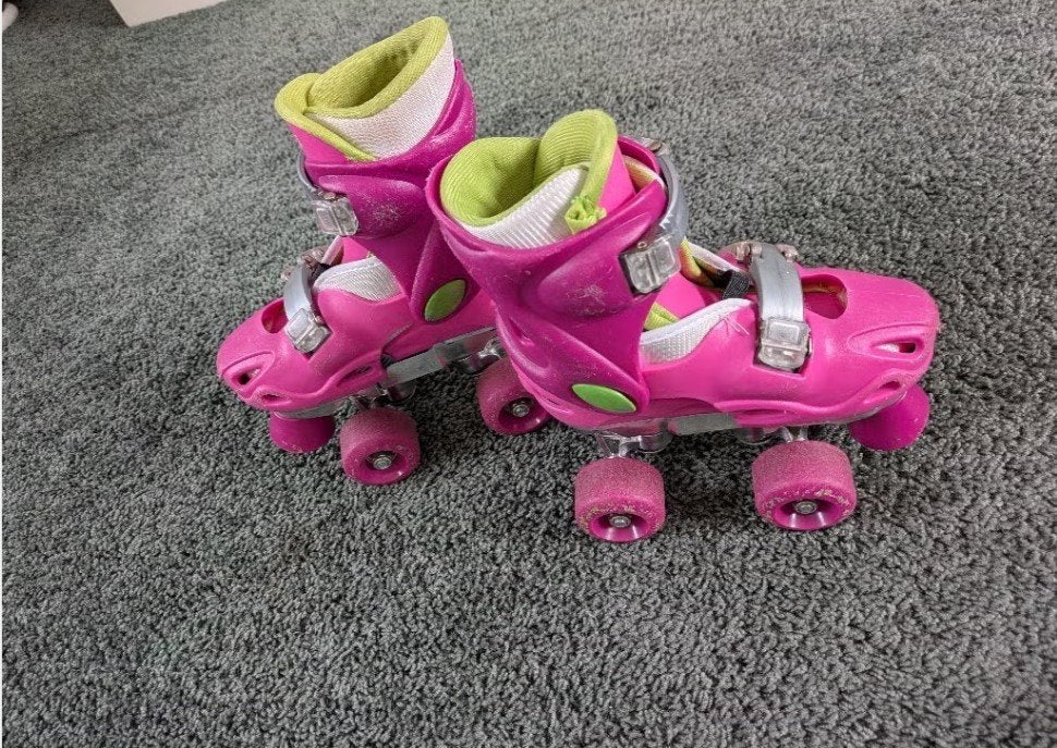 Roze Nijdam rolschaatsen verstelbaar maat 27-31, Kinderen en Baby's, Speelgoed | Buiten | Rolschaatsen, Ophalen, Kinderen, Verstelbaar