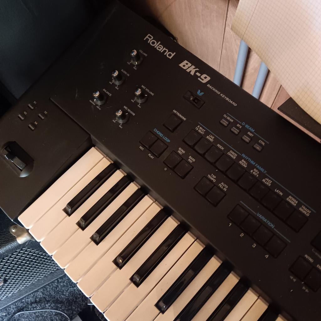 Roland BK-9, Muziek en Instrumenten, Ophalen of Verzenden, Zo goed als nieuw, 76 toetsen, Roland