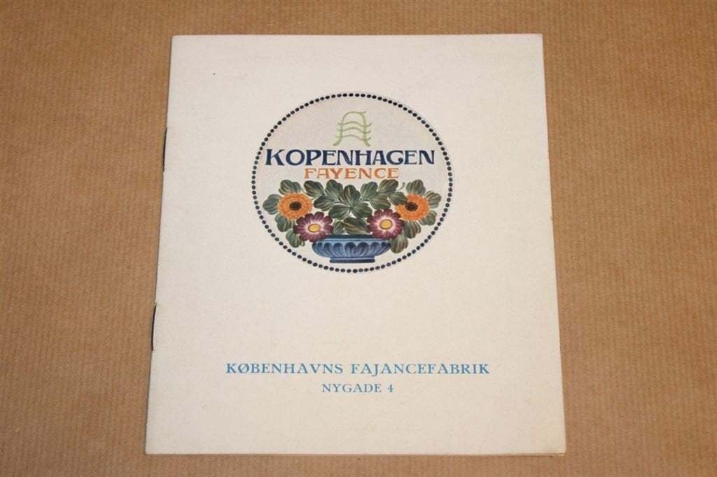 Zeldzame catalogus - Kopenhagen Fayence fabriek 1930, Ophalen of Verzenden