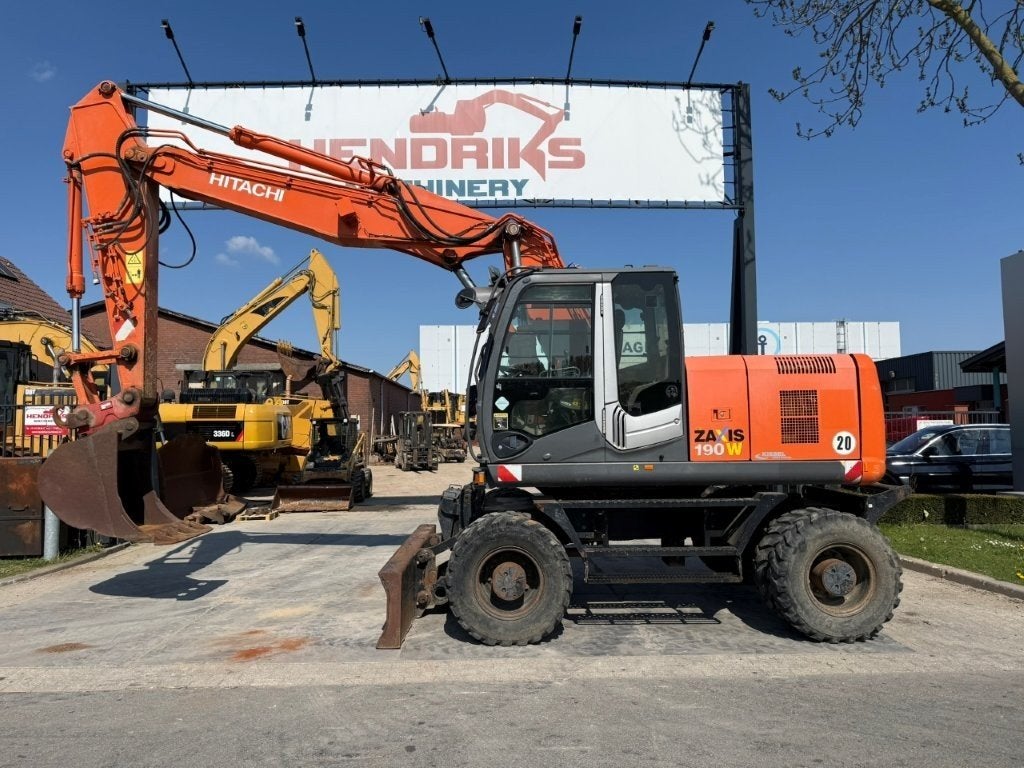 Hitachi ZX190W-3 2012 Nette Mobiele kraan bandenkraan !, Ophalen of Verzenden, Graafmachine