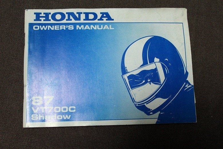 Honda VT700C Shadow 1987 motorcycle owner's manual VT 700, Motoren, Ophalen of Verzenden, Honda