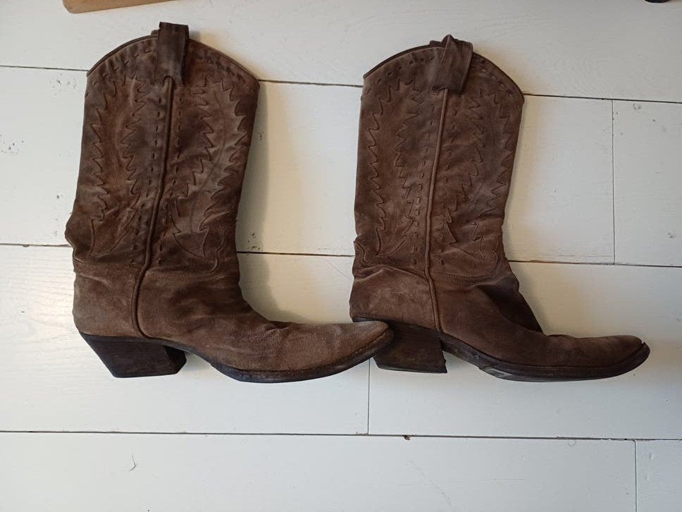 Bruine suède cowboylaarzen van Sartore Regent met stiksels, Kleding | Dames, Ophalen of Verzenden, Gedragen, Bruin, Lage of Enkellaarzen