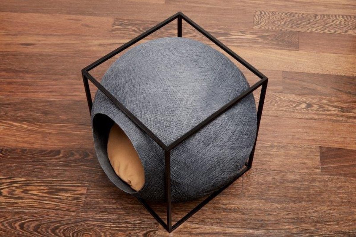 Luxe kattenmand The Dark Grey Cube van Meyou Parijs., Ophalen, Zo goed als nieuw