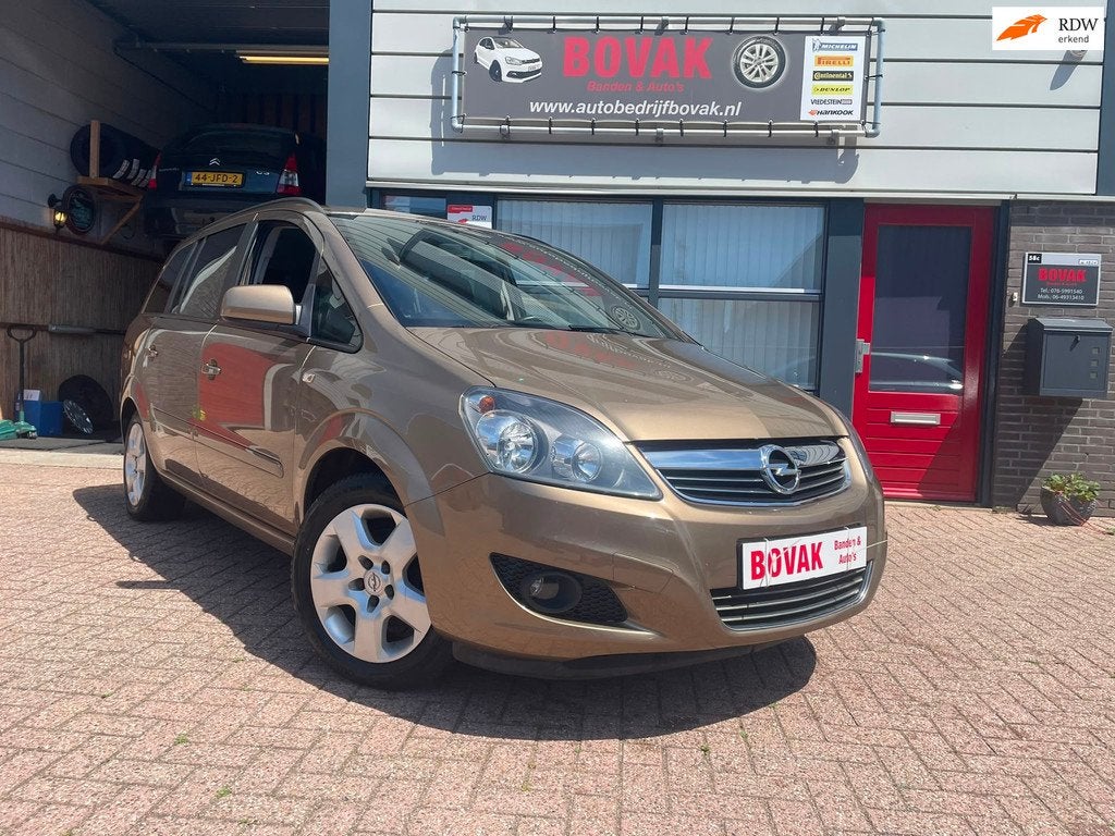 Opel Zafira Tourer 1.8 Design Edition 7p., Auto's, Euro 5, Stof, Gebruikt, Zwart