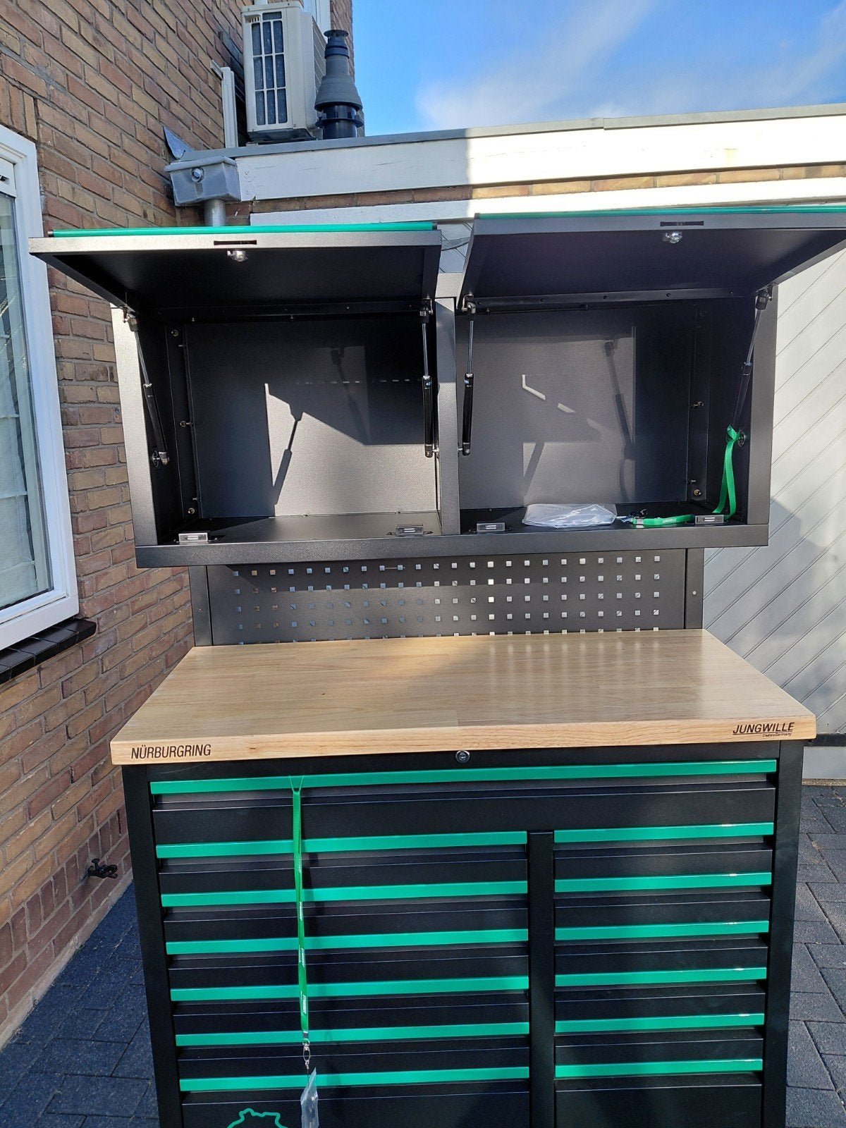 Foto 2 van jungwille gereedschapswagen