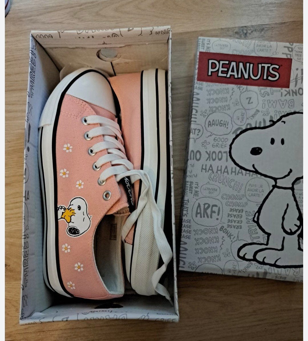 Snoopy sneakers (maat 38), Ophalen of Verzenden, Nieuw, Sneakers of Gympen