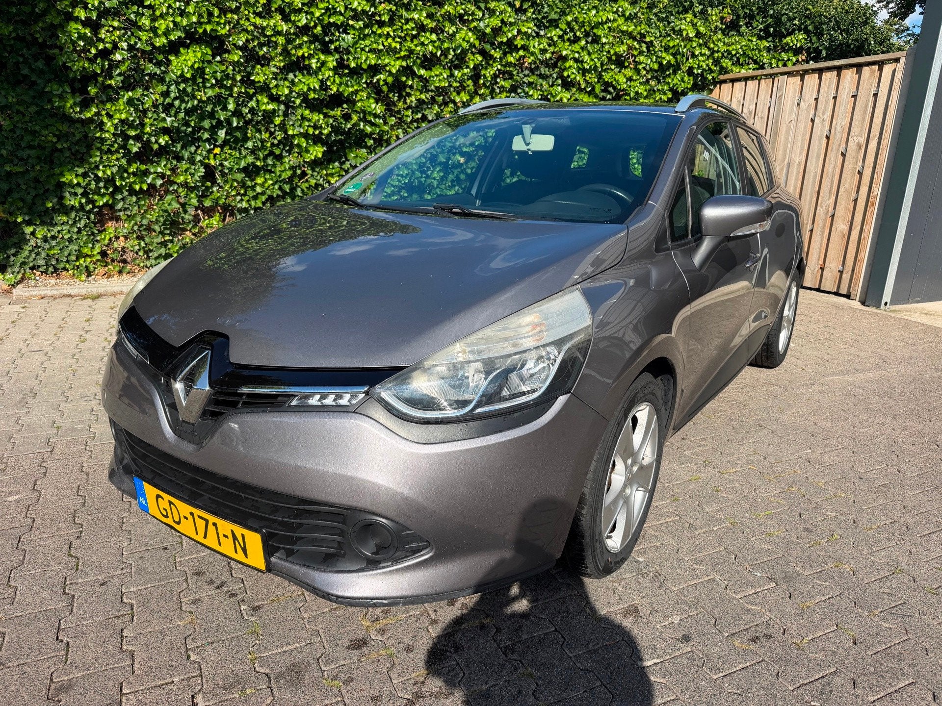 Renault Clio Estate 0.9 TCe Dynamique|Airco|Cruisecontrole, Voorwielaandrijving, Handgeschakeld, 90 pk, Start-stop-systeem