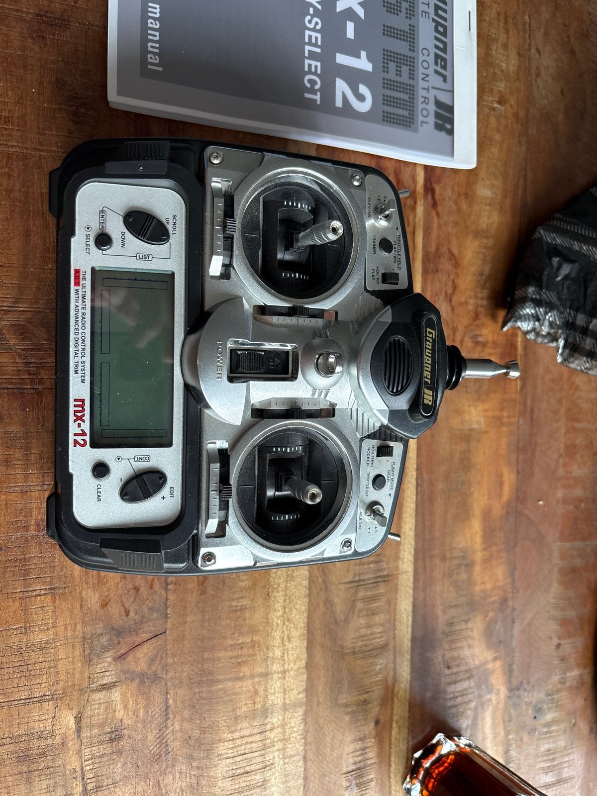 Graupner JR mx-12 afstandsbediening met handleiding, Hobby en Vrije tijd, Ophalen of Verzenden, Zo goed als nieuw, Vliegtuig, Overige merken