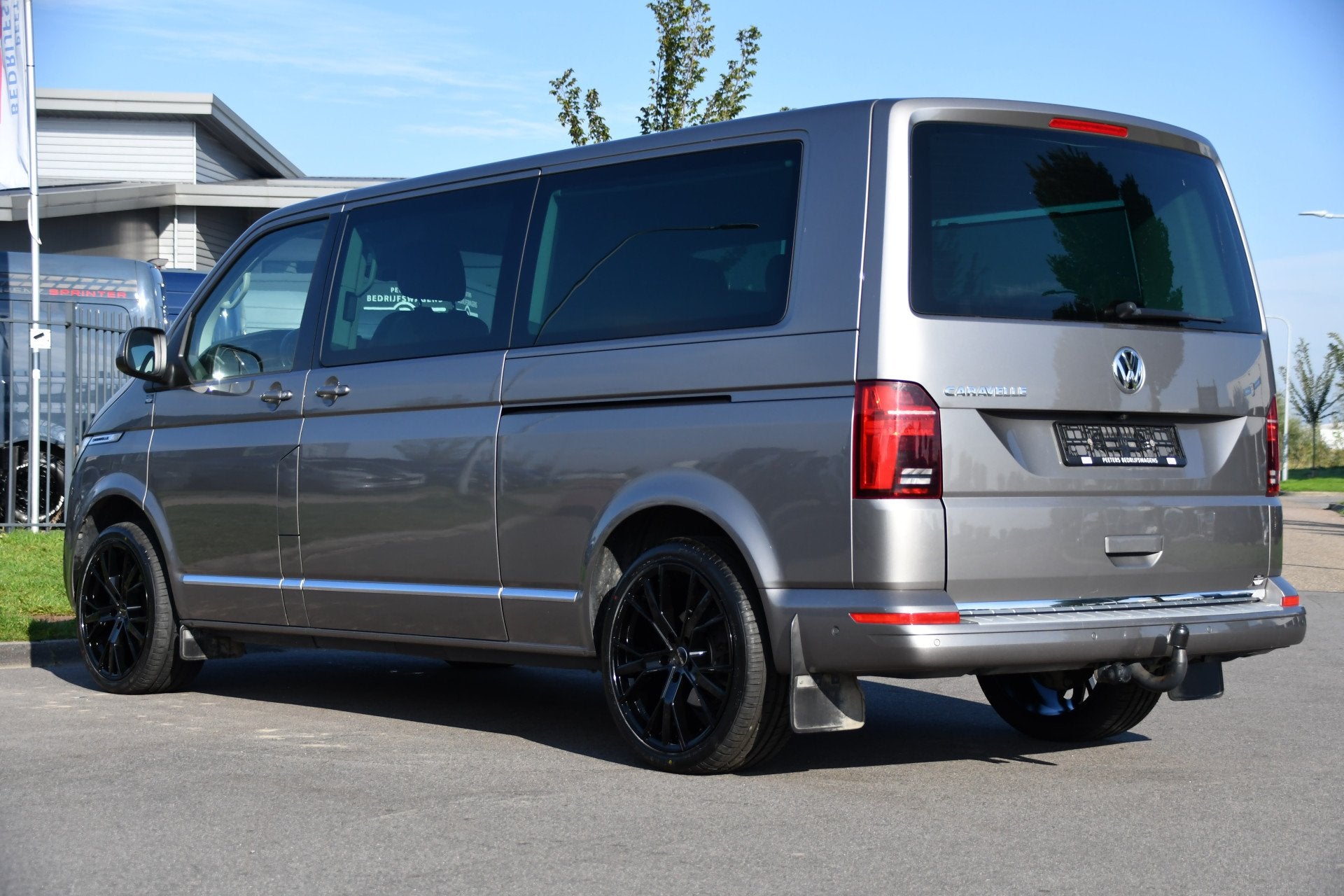 Volkswagen Transporter 2.0 TDI L2H1 30 DC Caravelle Virtual,, Auto's, Gebruikt, 4 cilinders, Leder, Bedrijf