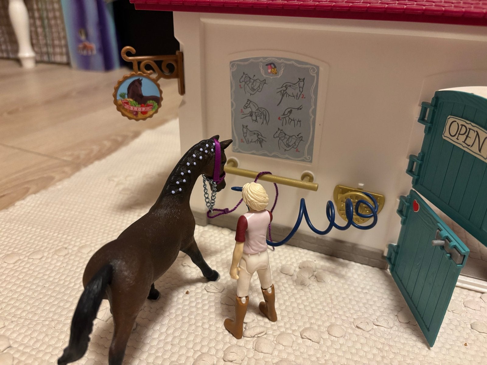 Schleich Winkel Set - Paardenstal met Accessoires, Ophalen of Verzenden, Zo goed als nieuw, Jongen of Meisje