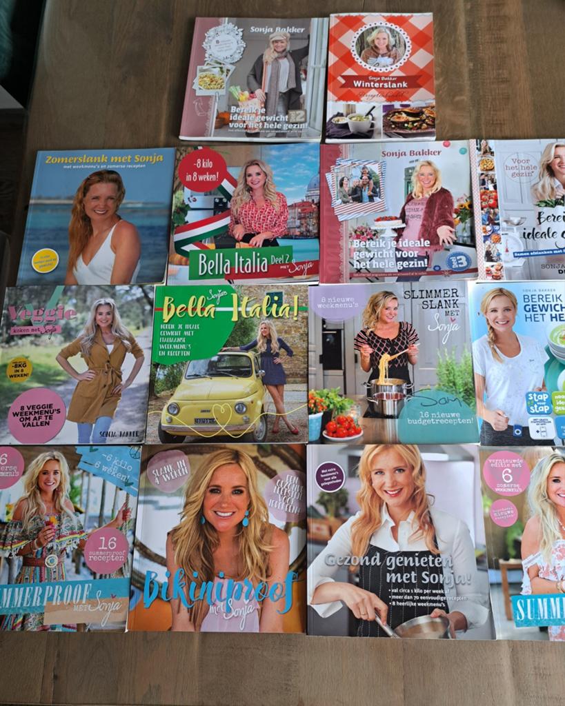 Sonja Bakker kookboeken, Boeken, Ophalen of Verzenden, Gelezen, Nederland en België