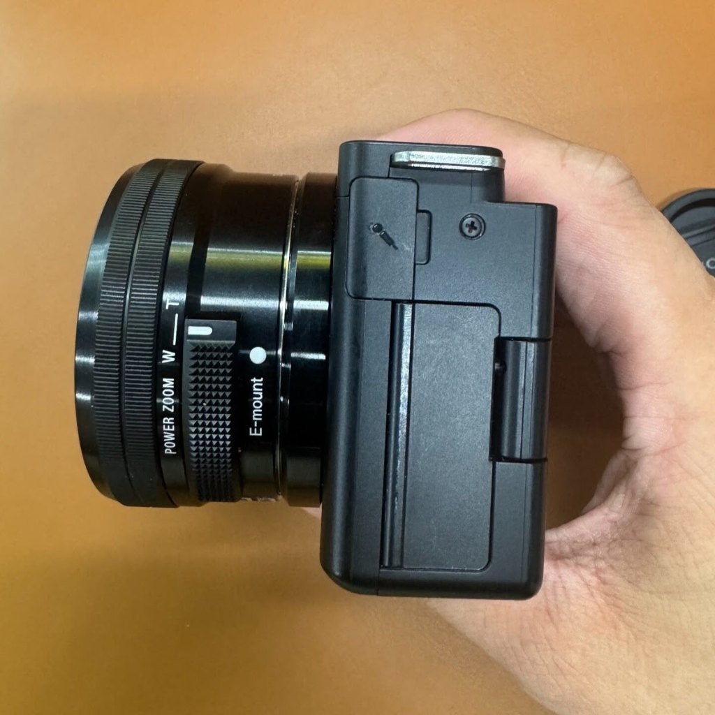 Sony Alpha ZV-E10 4K Mirrorless 24,2 MP met 16-50 mm lens, Ophalen, Bluetooth, Lensdop, Zo goed als nieuw