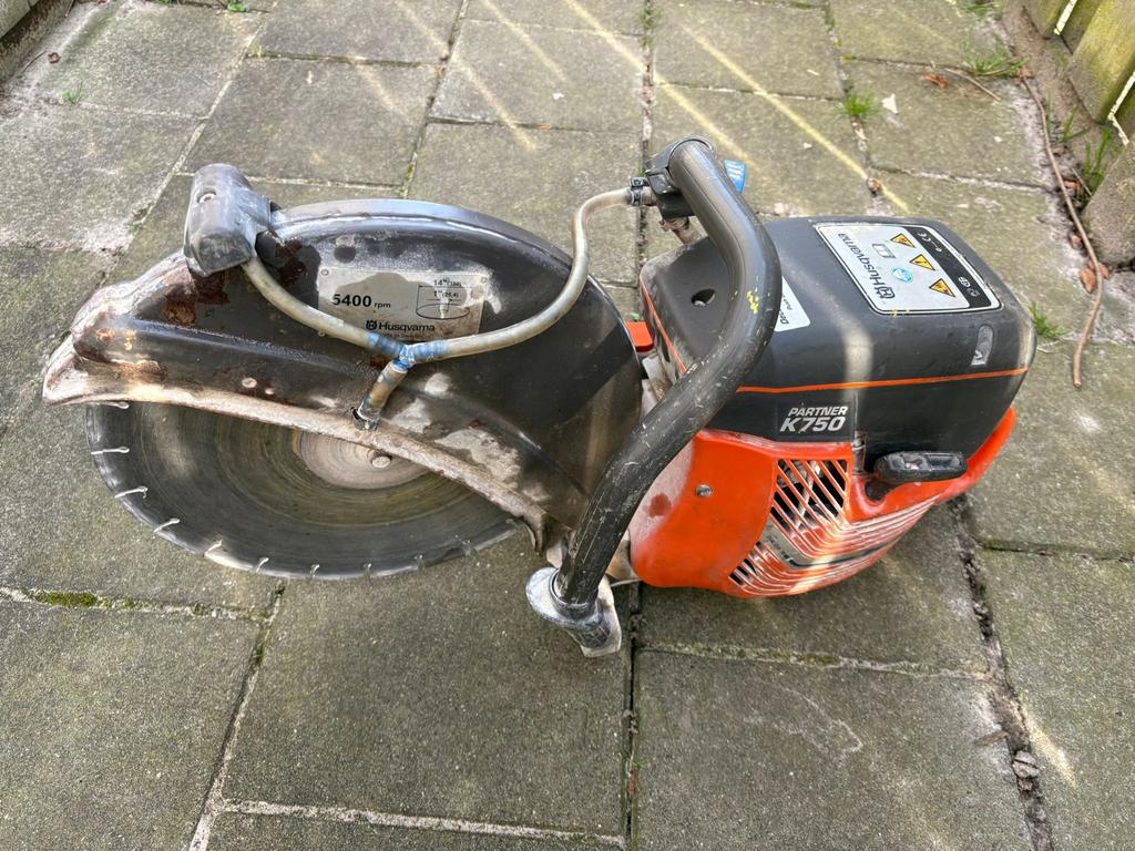 Husqvarna bandenzaag, Ophalen, Gebruikt