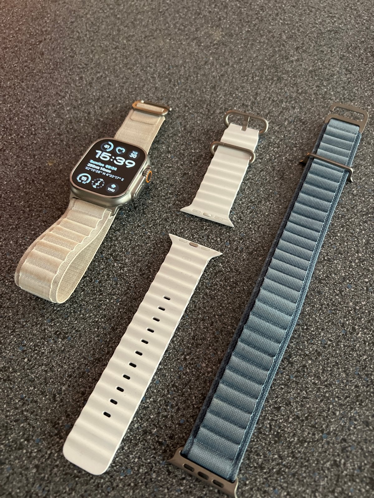 Apple Watch Ultra 3 met extra bandjes, Ophalen, Afstand, IOS, Zo goed als nieuw