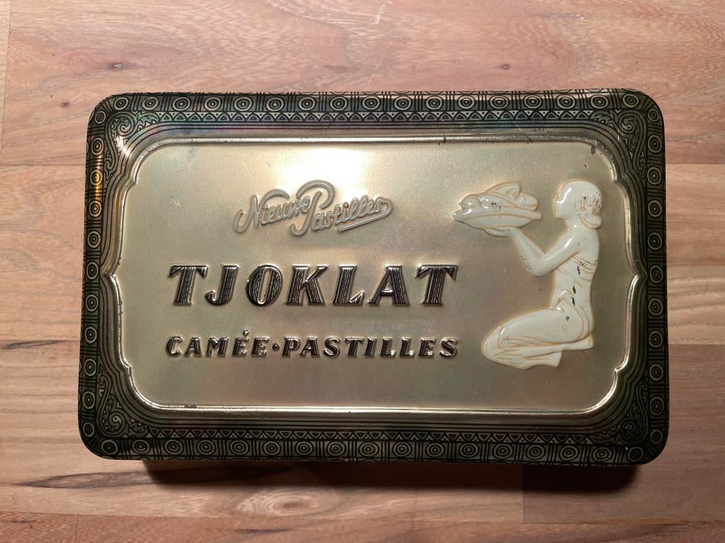 Tjoklat Camee Pastilles Blik - Chocoladefabriek, Verzamelen, Blikken, Ophalen of Verzenden, Gebruikt, Overige, Overige merken