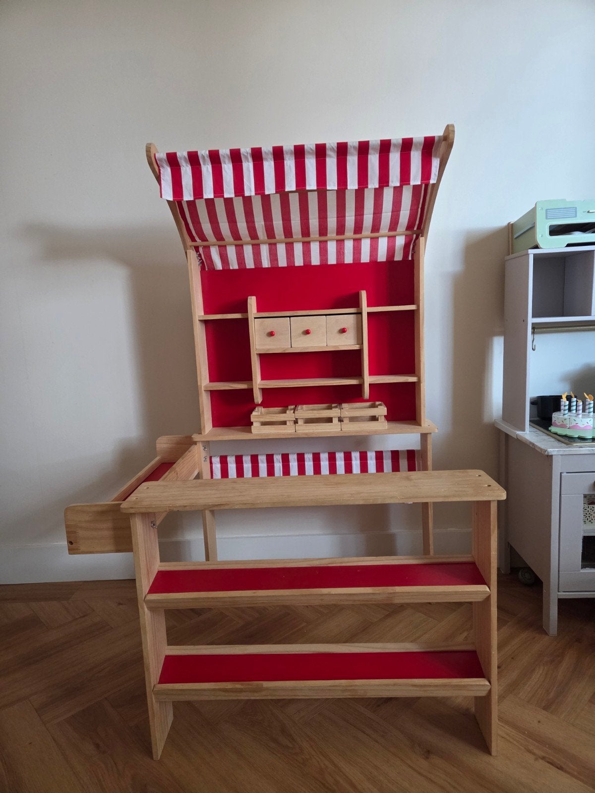 Houten Winkel/Marktkraam - Zo goed als nieuw, Ophalen