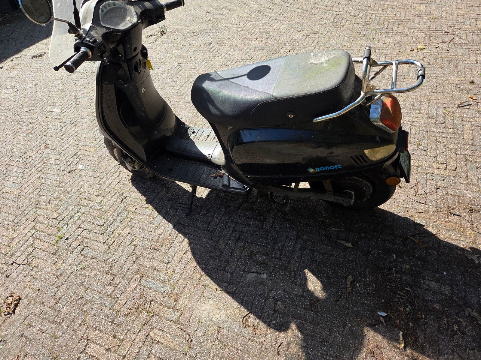 gratis ophalen scooters electrische Nonoiz 2x, Ophalen