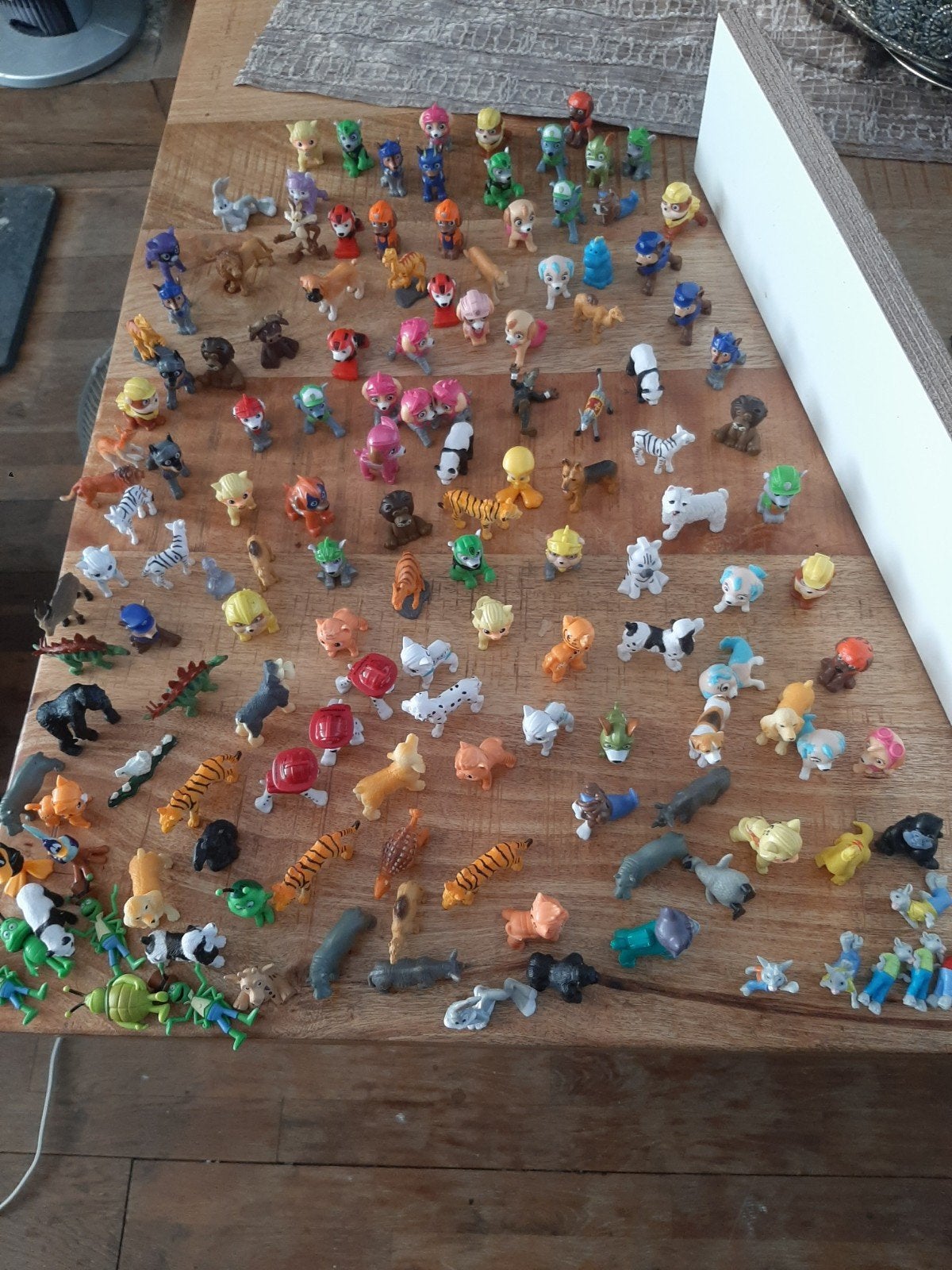 Grote collectie Paw Patrol en dierenfiguren, Ophalen of Verzenden, Gebruikt, Jongen of Meisje