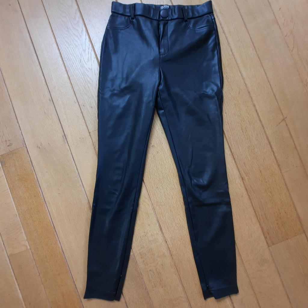 Zara Trafaluc legging broek zwart PU maat M, Kleding | Dames, Ophalen of Verzenden, Zo goed als nieuw, Lang, Zara