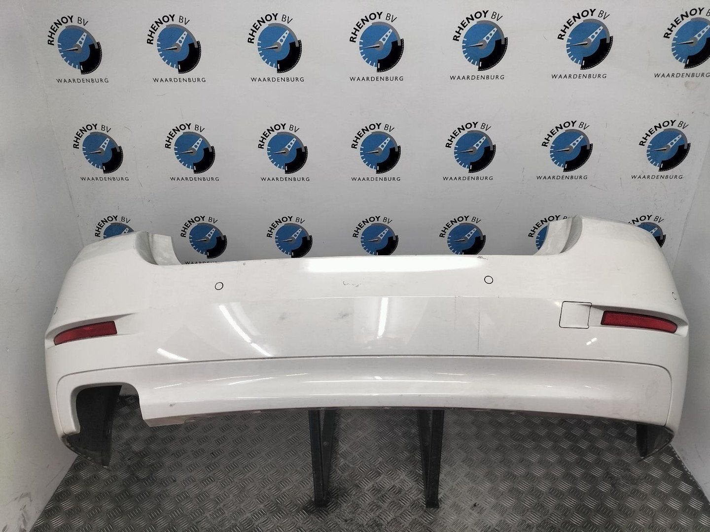BMW 5 SERIES F10LCI 530d High Executive  BUMPER ACHTER 2015, Gebruikt, Ophalen of Verzenden, Stiba lid, Achter