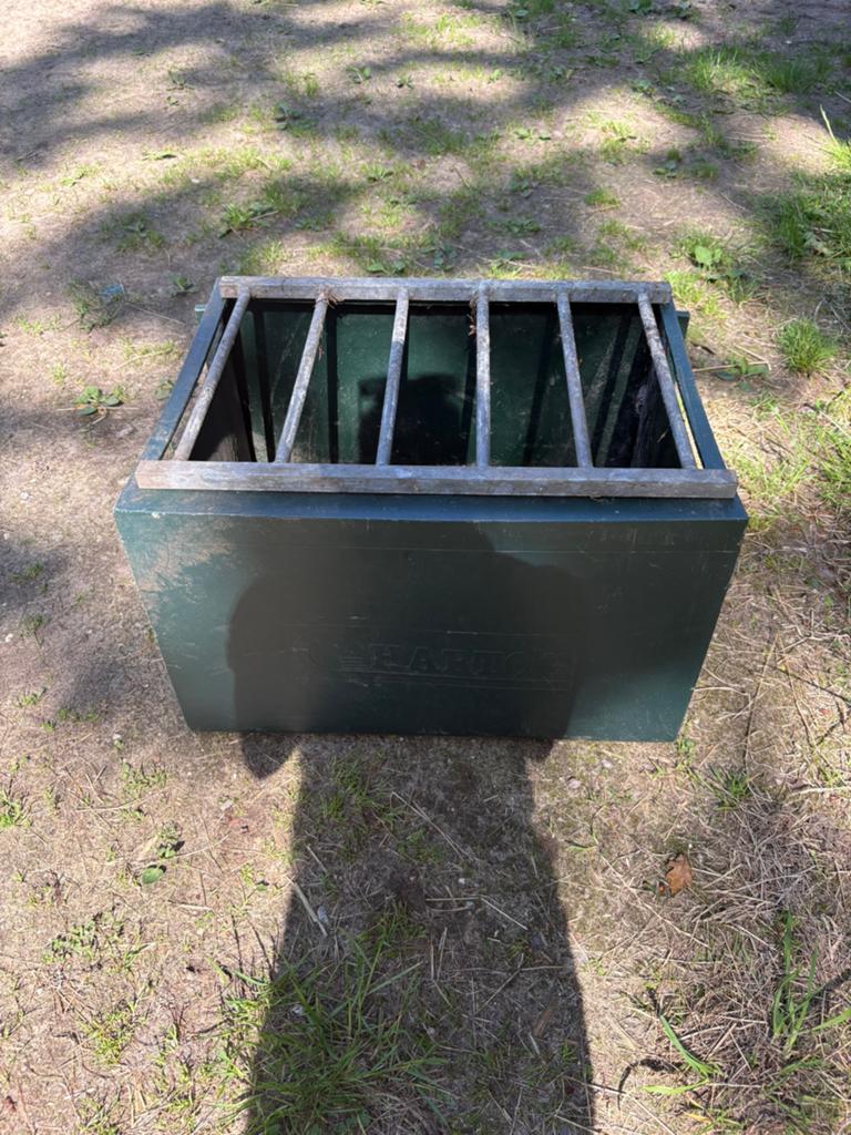 Hartog slowfeeder voerbox xl met rek, Ophalen, Zo goed als nieuw, Overige soorten