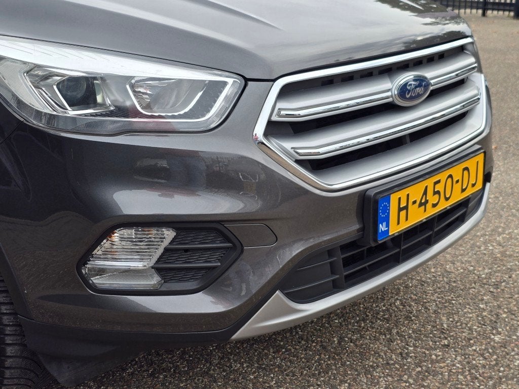 Foto 5 van Ford Kuga 1.5 EcoBoost Titanium D-Riem vervangen mooie auto
