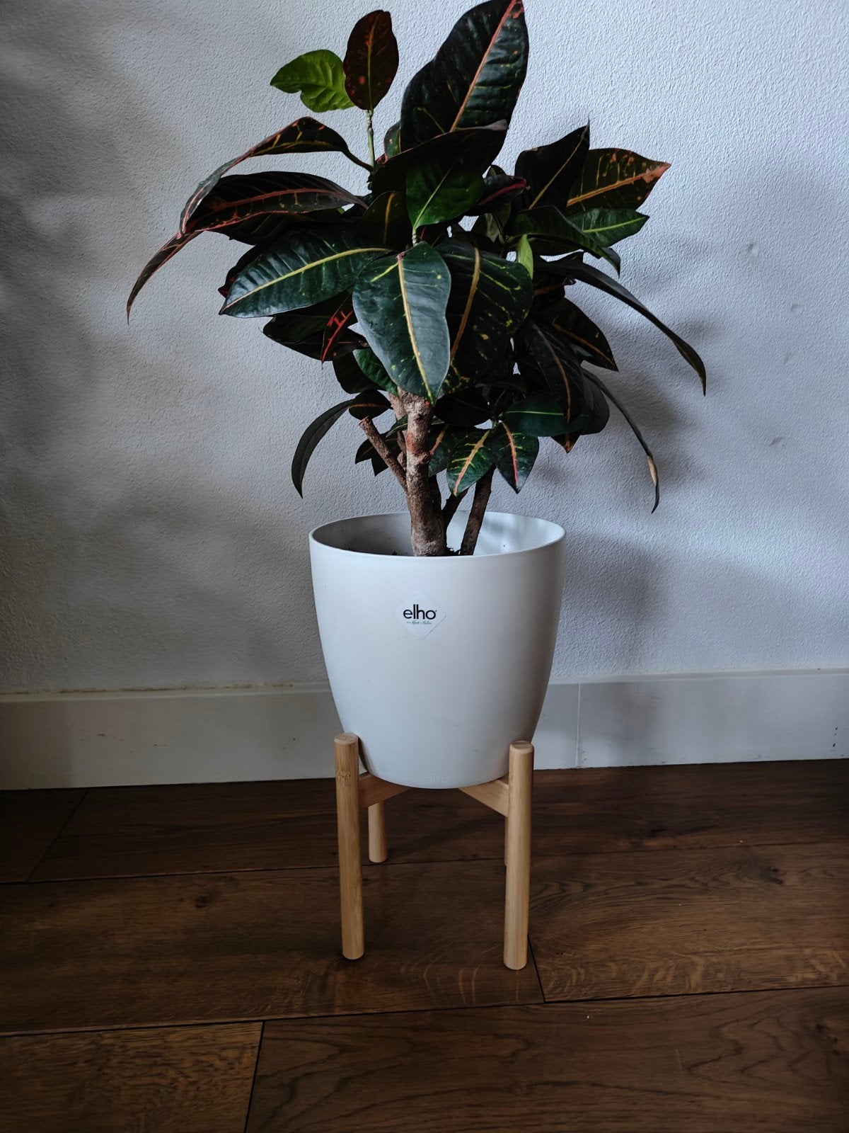 IKEA DAKSJUS bamboe plantenstandaard + metalen standaard, Tuin en Terras, Overige materialen, Gebruikt, Rond, Binnen