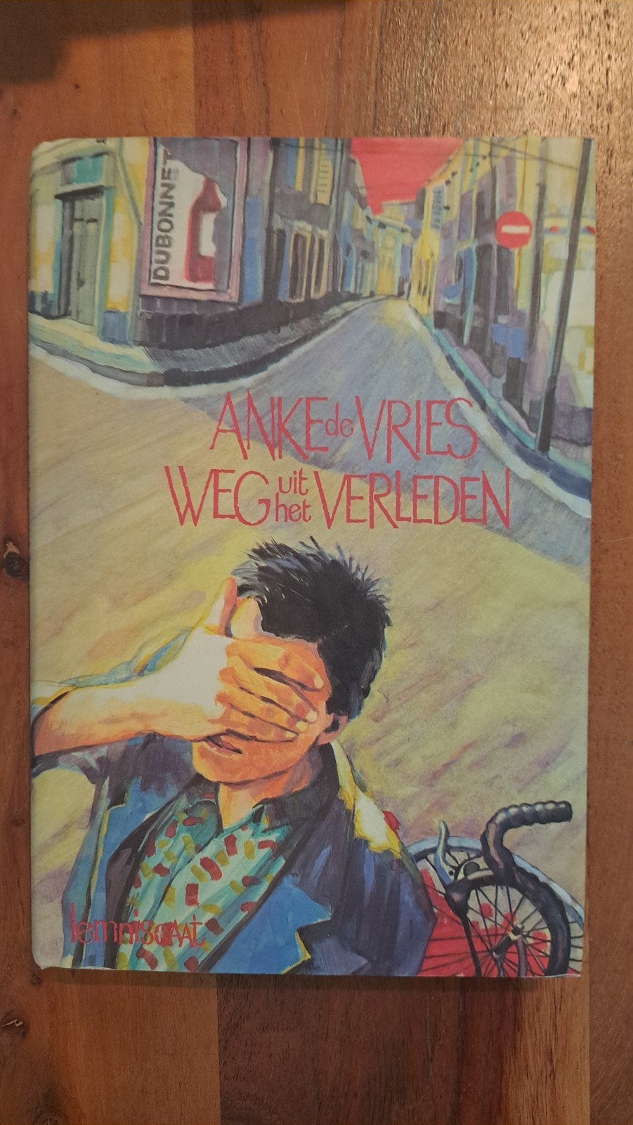 Anke de Vries - Weg uit het verleden, Ophalen of Verzenden, Gelezen, Anke de Vries, Nederland