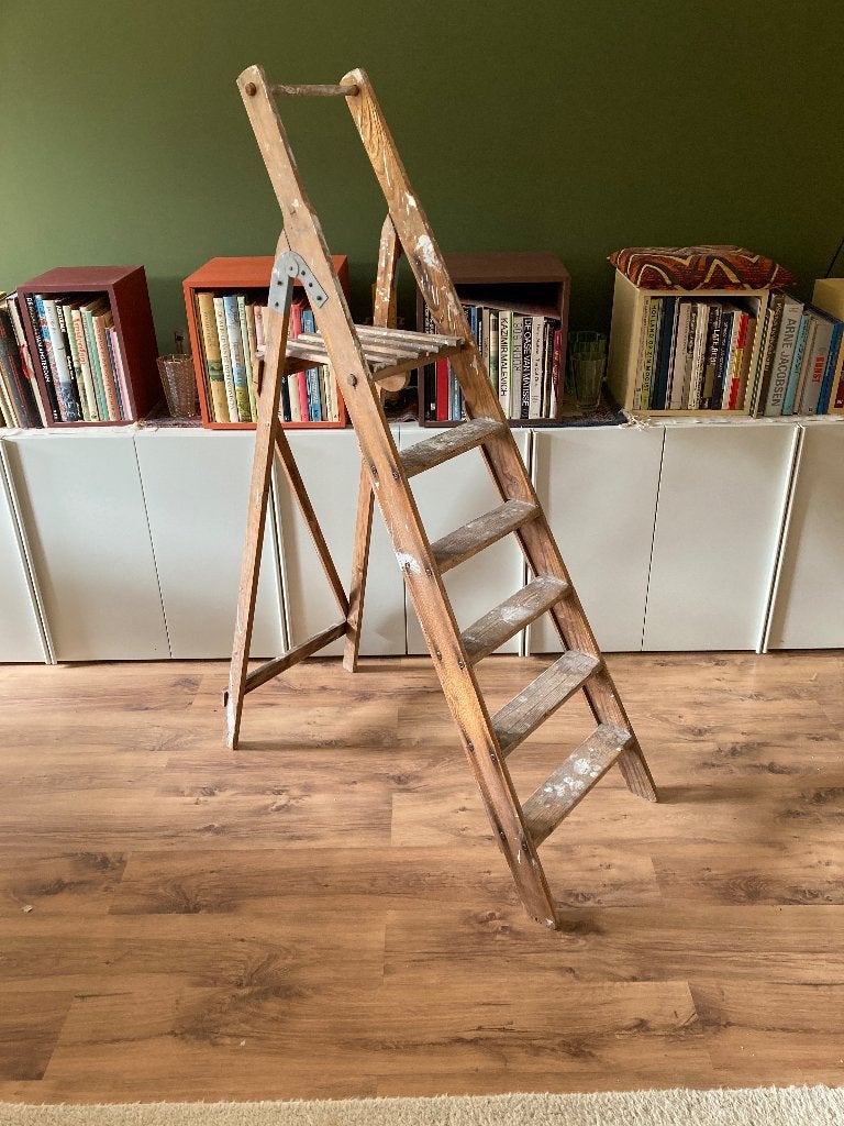 Oude vintage schilderstrap van hout, Doe-het-zelf en Verbouw, Ladders en Trappen, Ophalen, Gebruikt, Trap, Opvouwbaar of Inschuifbaar