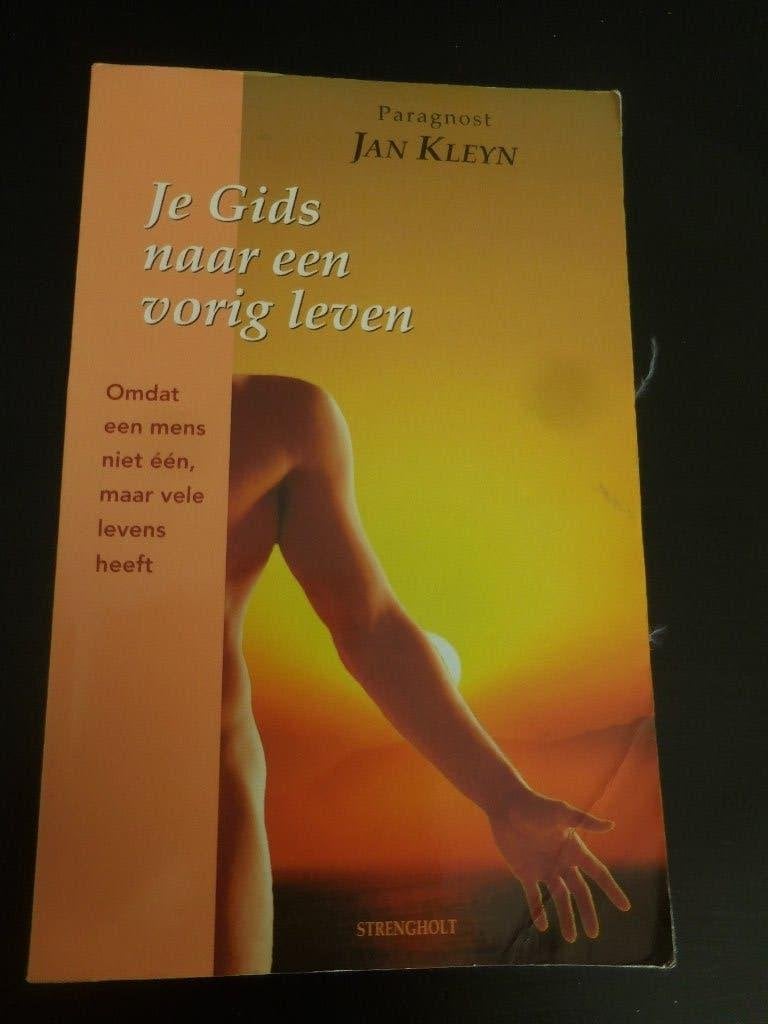 Je gids naar een vorig leven.1998.Jan A. Kleyn., Achtergrond en Informatie, Astrologie, Ophalen of Verzenden, Zo goed als nieuw