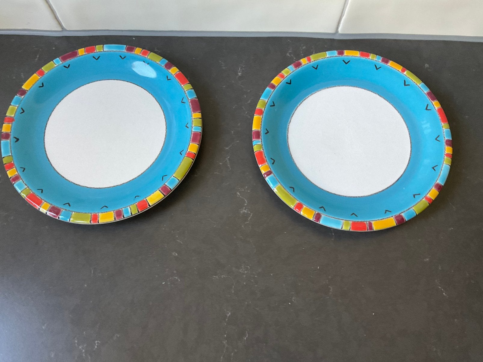 Fairtrade Artesa servies, 2 borden, turquoise, Ophalen of Verzenden, Zo goed als nieuw, Bord(en), Overige stijlen