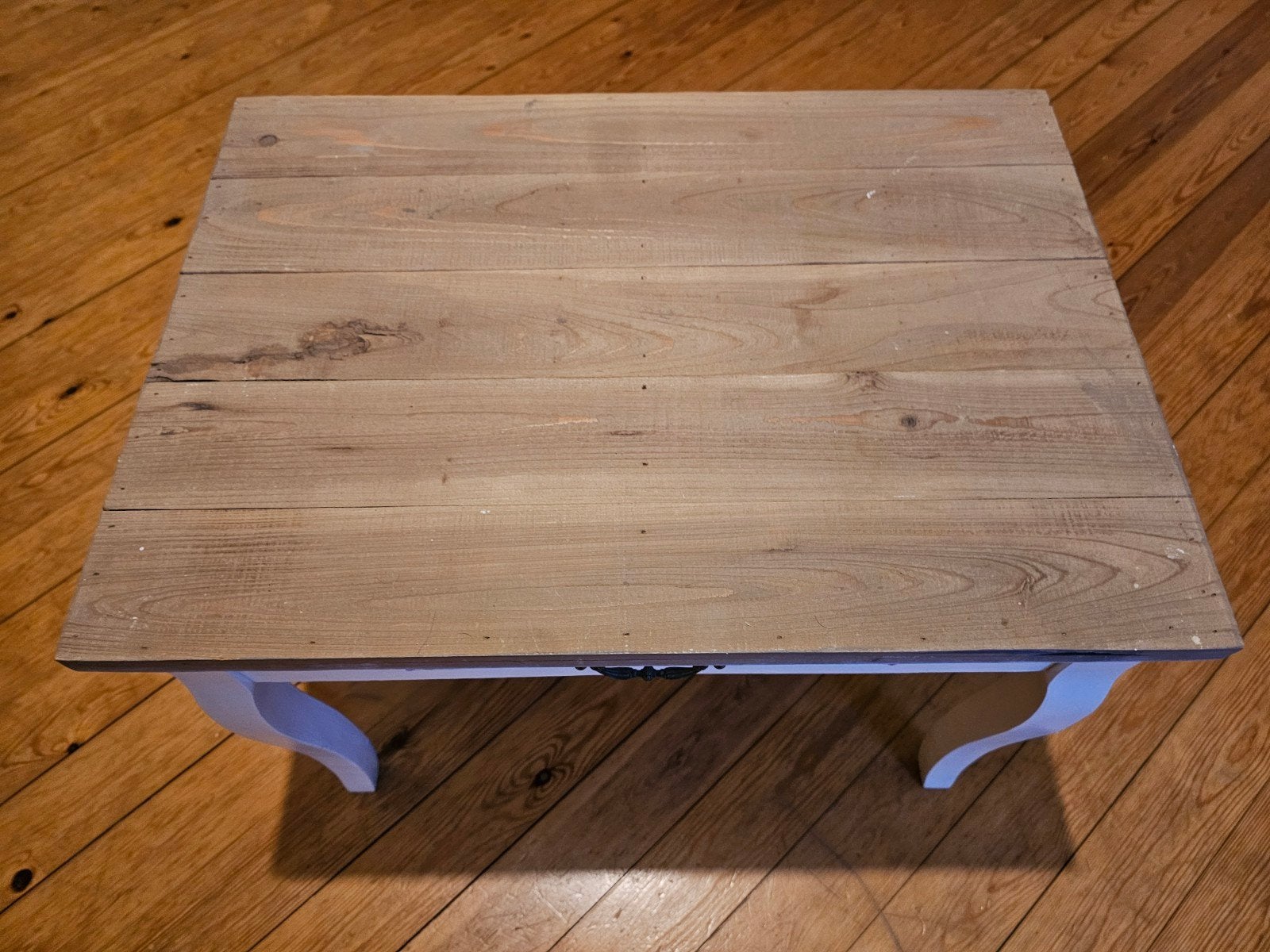 Bijzettafel met lade - 42x60x46 cm, Huis en Inrichting, Tafels | Bijzettafels, Gebruikt, 55 tot 75 cm, Landelijk, Rechthoekig