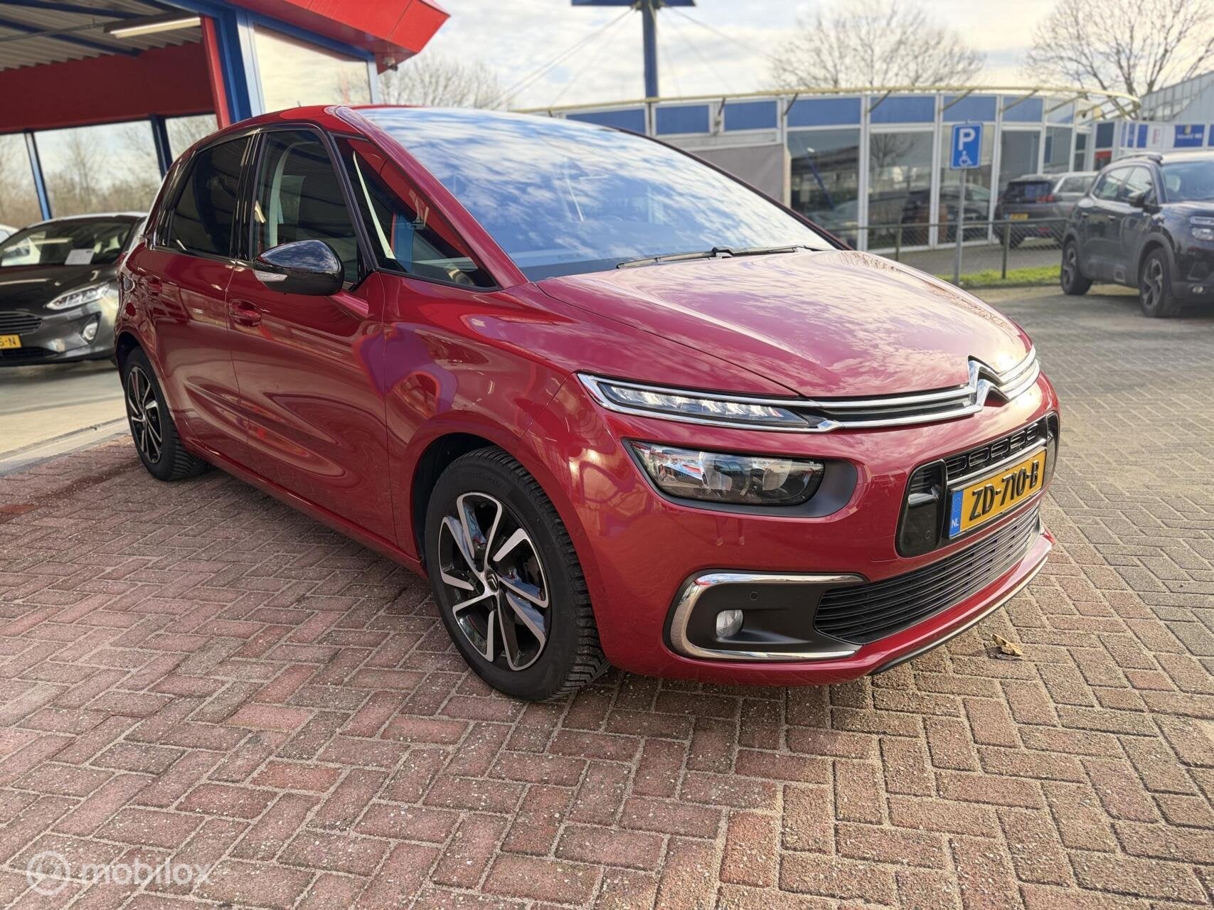 Citroën C4 Spacetourer 1.2 PureTech Feel KEURIGE AUTO | CRU, Auto's, Citroën, Voorwielaandrijving, Stof, Gebruikt, 1199 cc