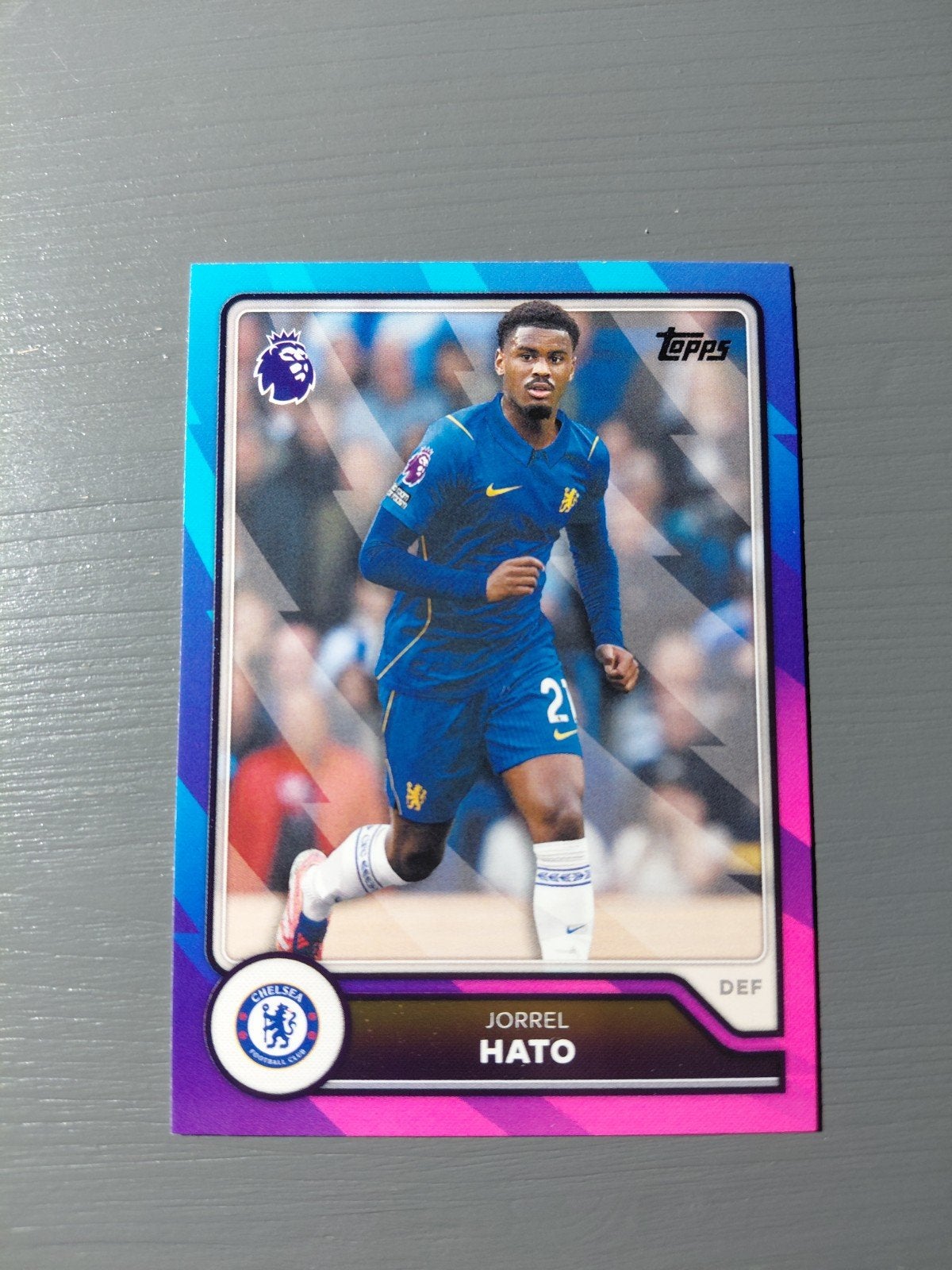 jorrel hato (chelsea) topps pl 2026/27 parallel, Ophalen of Verzenden, Nieuw, Buitenlandse clubs, Spelerskaart