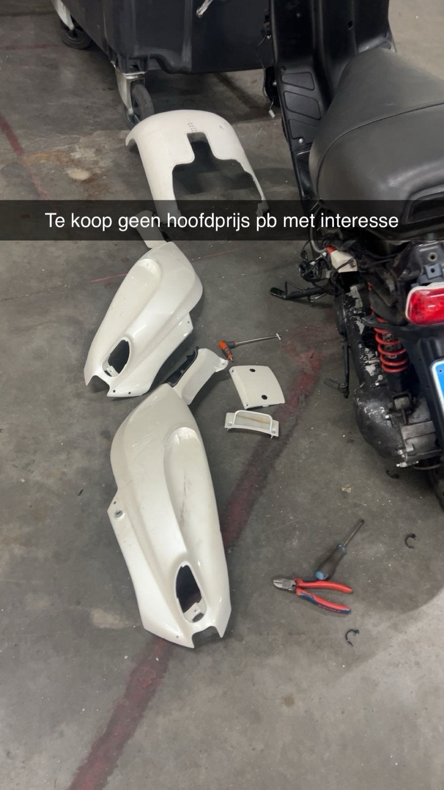 Kappen set parelmoerwit piaggio typhoon, Ophalen
