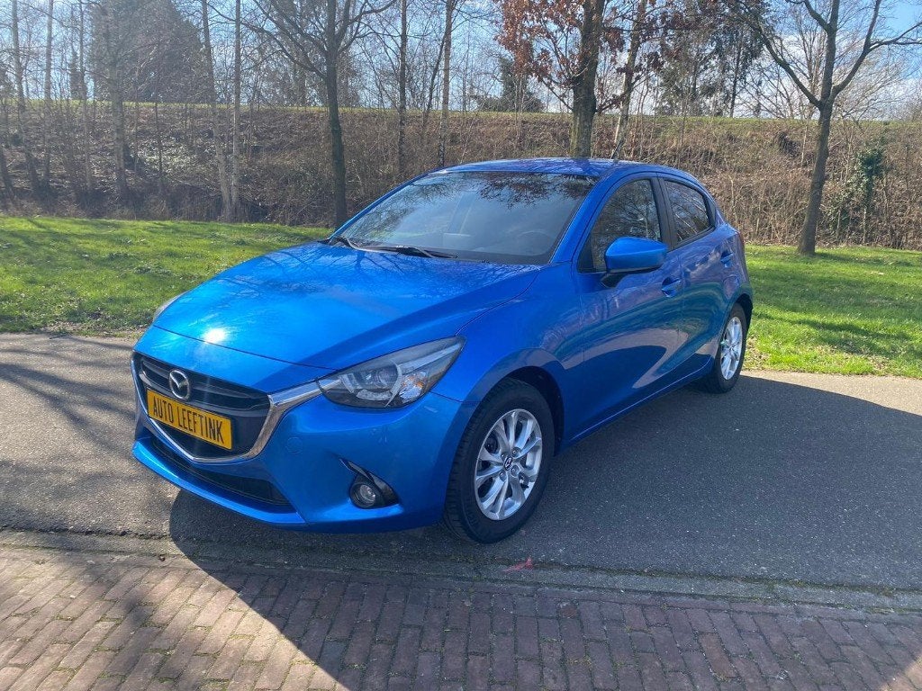 Mazda 2 1.5 Skyactiv-g, Automaat, 2016, Blauw, Airco, Navi, Stof, 40 €/maand, Euro 6, 4 cilinders