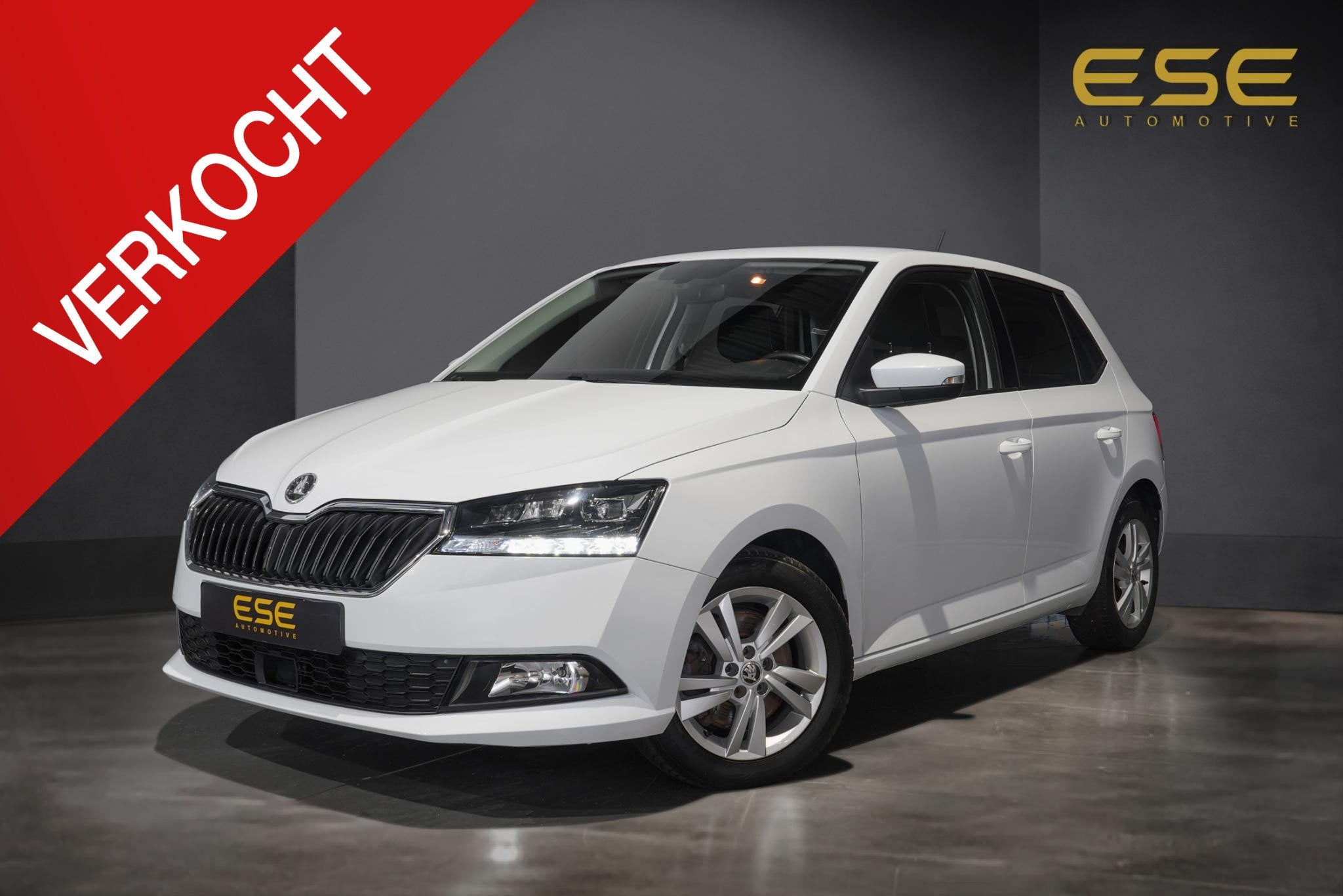 Skoda Fabia 1.0 TSI Ambition | Automaat | Camera | Carplay |, Stof, Gebruikt, Euro 6, Wit