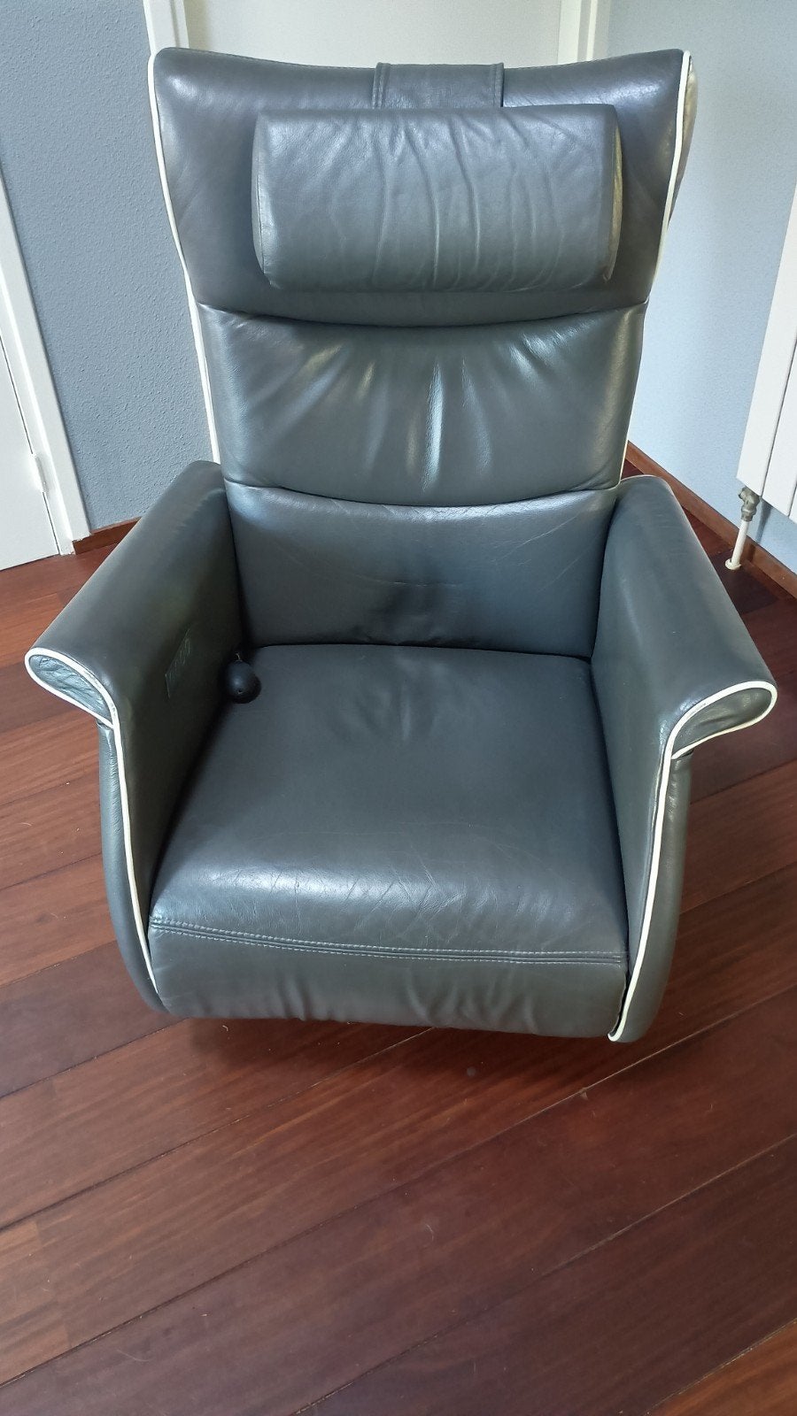 Taupe relax fauteuil van Prominent met accu extra small, Gebruikt, Minder dan 75 cm, Leer, 50 tot 75 cm