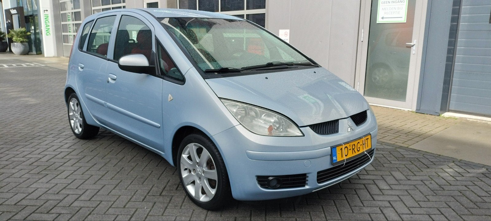 Mitsubishi Colt