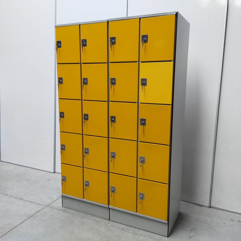 Oostwoud 20-deurs lockerkast - geel, Niet ingevuld, Gebruikt, Niet ingevuld, Niet ingevuld