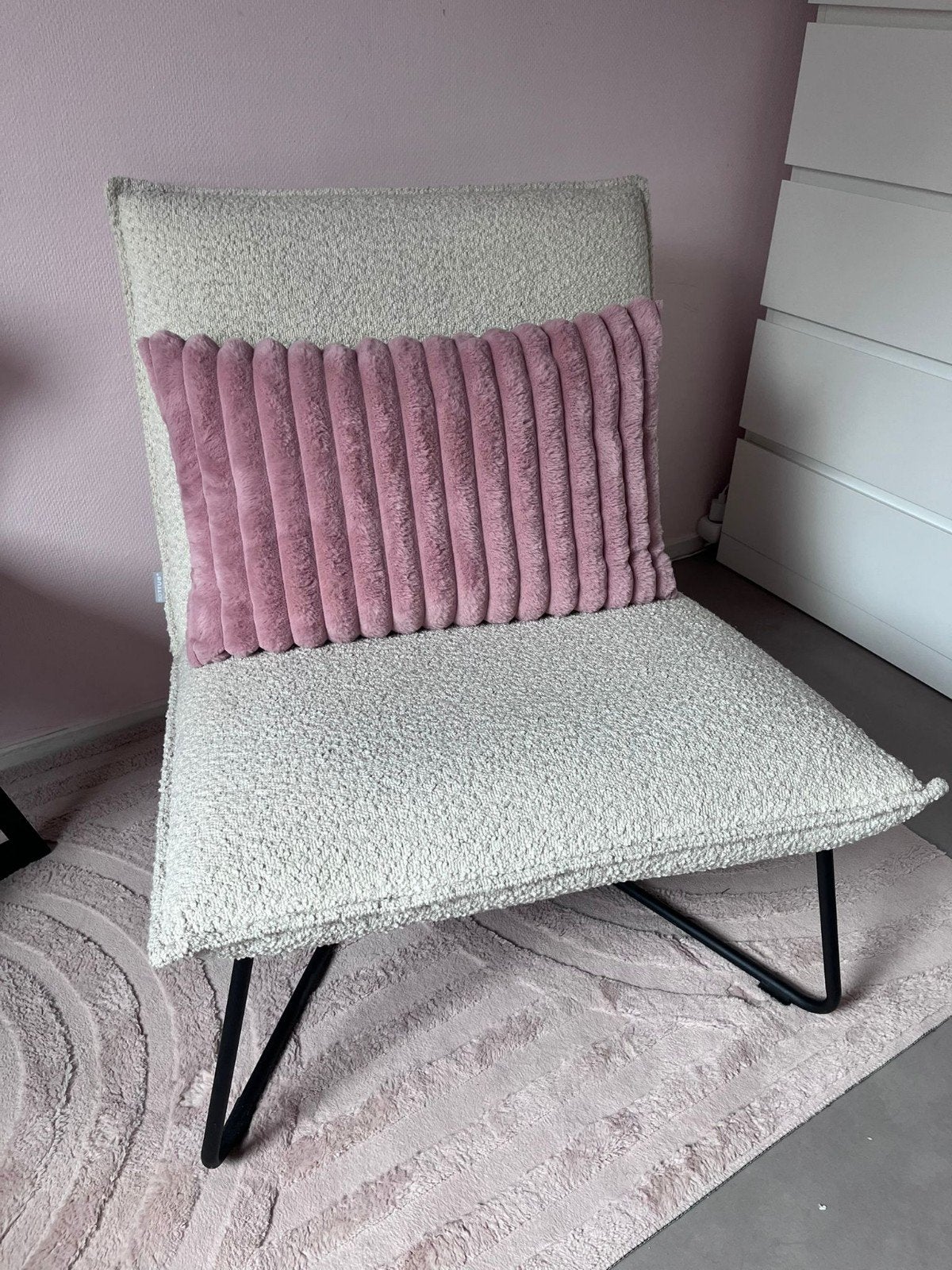 mooi stoel beige met boucle stof, Ophalen, Zo goed als nieuw, Stof, Eén