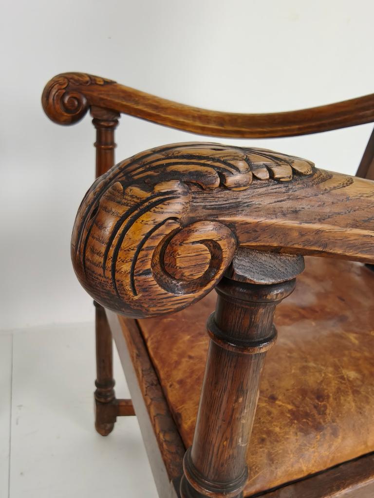 Set van 2 Eikenhouten Armstoelen – F. Parker & Son,, Ophalen of Verzenden