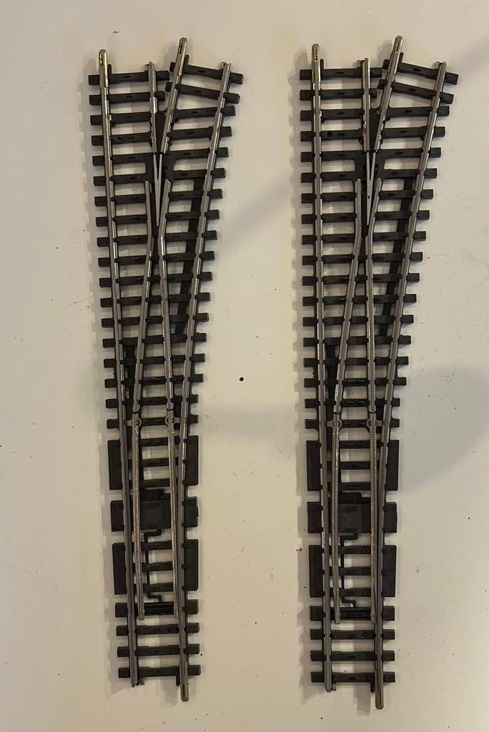 Märklin 2271 rechtse wissels 2 stuks, Hobby en Vrije tijd, Modeltreinen | H0, Verzenden, Gebruikt