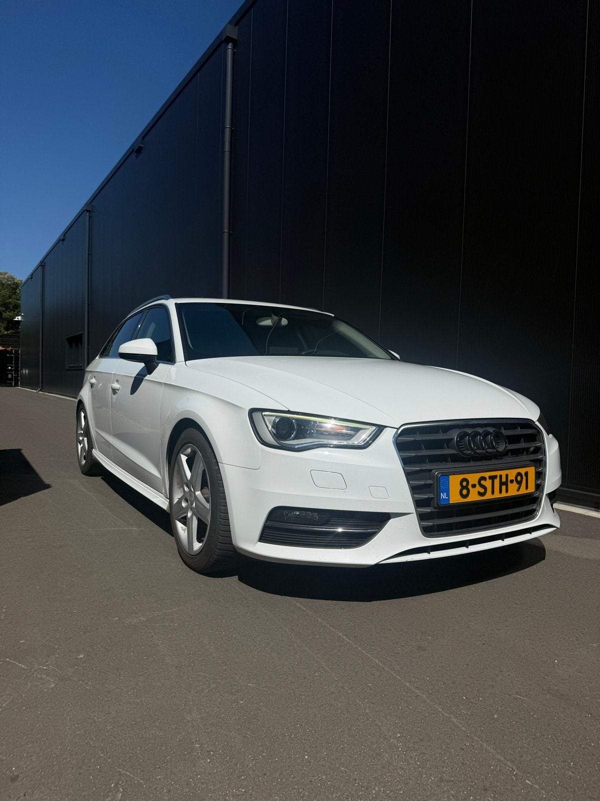 Audi A3 1.6 TDI 81KW Sportback 2013 Wit, Auto's, Audi, Voorwielaandrijving, Euro 5, Stof, Zwart