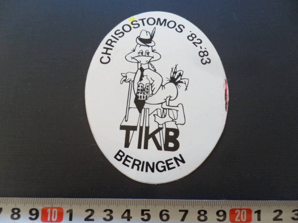sticker Beringen TIKB Chrosostomos 1982 - 1983, Verzamelen, Ophalen of Verzenden, Zo goed als nieuw