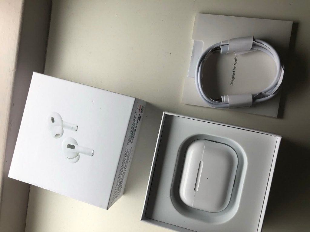 Apple AirPods Pro (2e generatie), Bluetooth, In gehoorgang (in-ear), Ophalen of Verzenden, Zo goed als nieuw