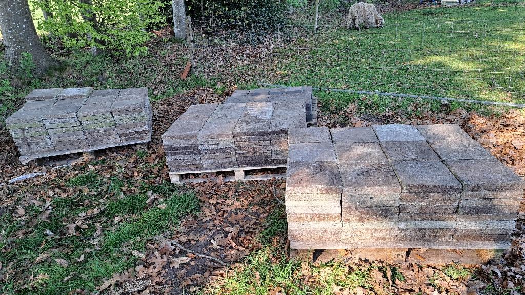 Gratis af te halen, Ophalen, Zo goed als nieuw, 10 m² of meer, Beton