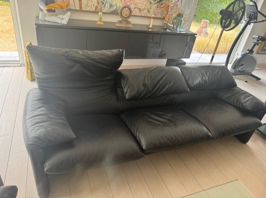Cassina maralunga bankstel, Ophalen, Zo goed als nieuw, Rechte bank, Vierpersoons of meer