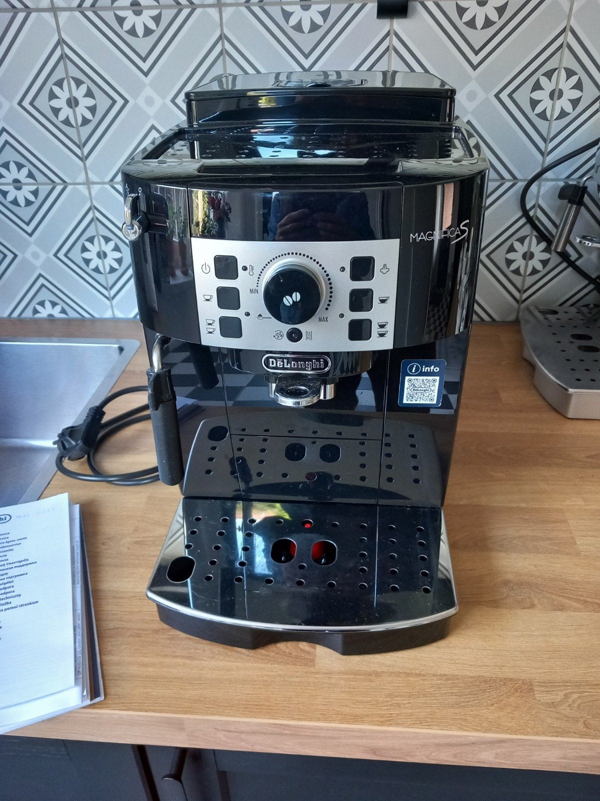 Zo goed als nieuwe De'Longhi Magnifica S koffiemachine